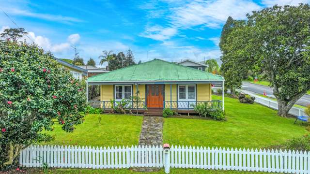 CHARMING FAMILY HOME