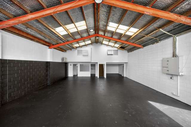 C/66 Barrys Point Road Takapuna_4