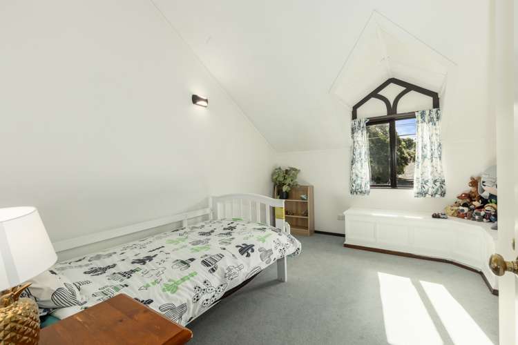 10 Kakariki Grove Waikanae_17