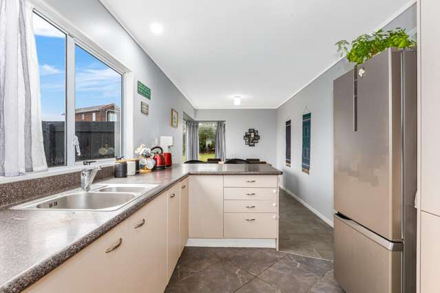 2 Coventry Close Ascot Park_3