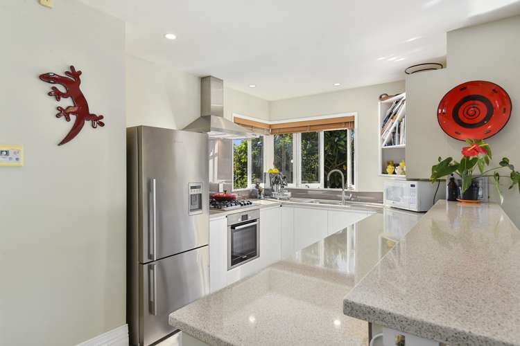 24 Ewen Alison Avenue Devonport_9