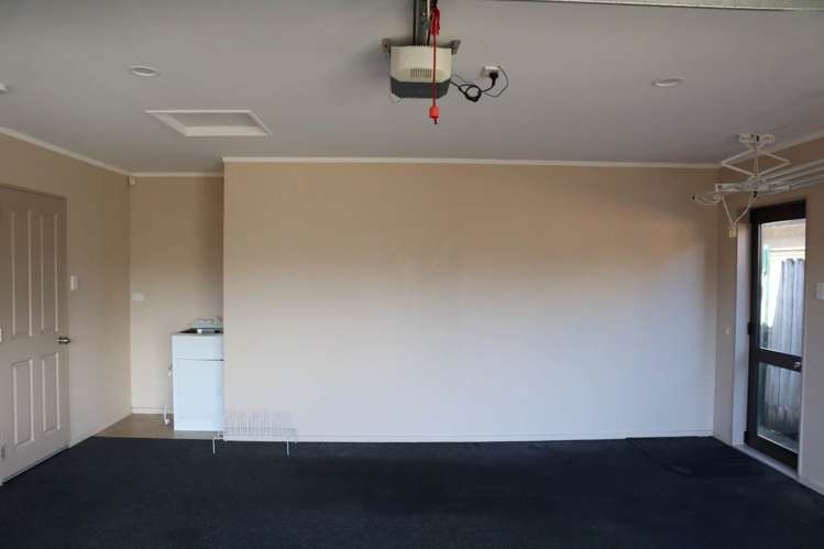 5 Mandival Avenue Flat Bush_18