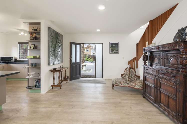 10A Cooper Avenue Holdens Bay_17