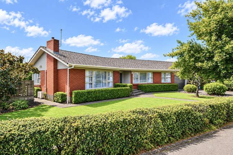76 Sandwich Road_0