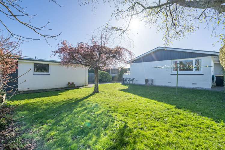 12 Rowan Street Hargest_15