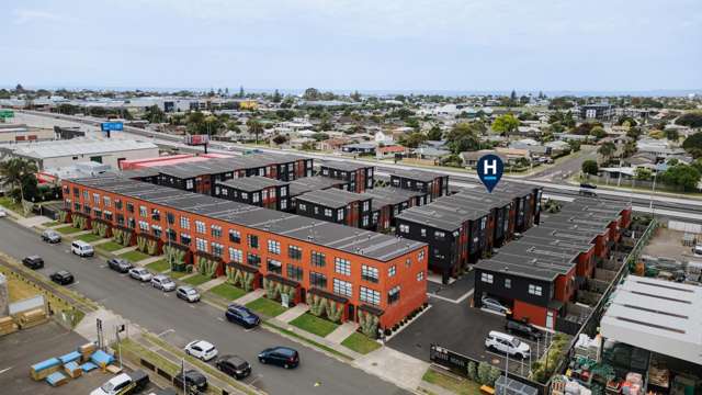 40/17 Owens Place Mt Maunganui_1