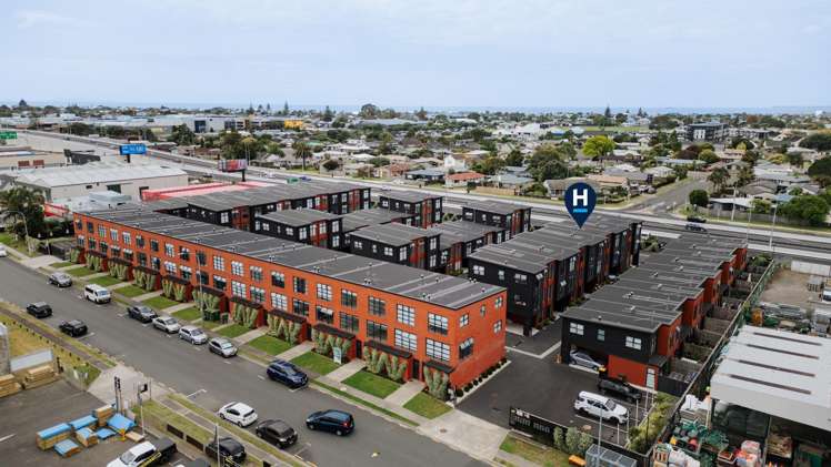 40/17 Owens Place Mt Maunganui_1