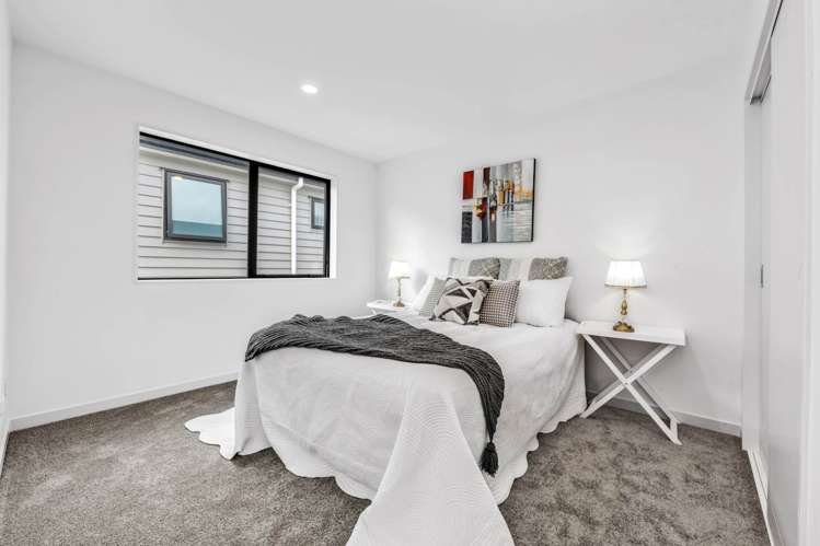22 Dungloe Avenue Flat Bush_17