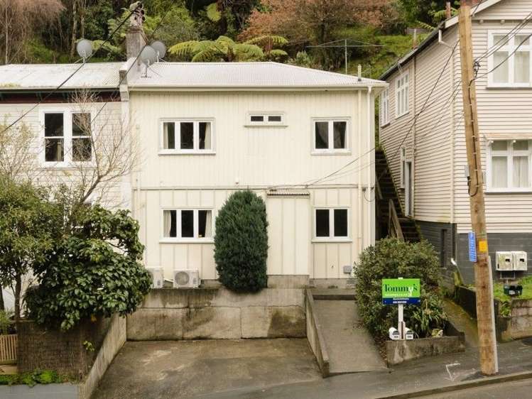 27 Adams Terrace Aro Valley_1