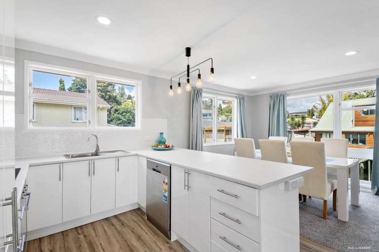 18 Grandison Crescent New Lynn_5