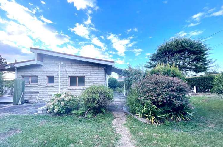 17 Litten Road Cockle Bay_15