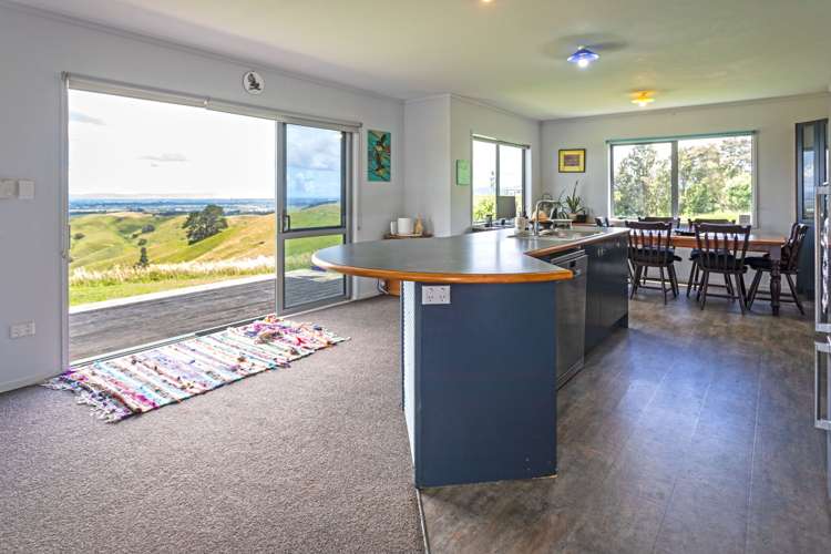 222 Strange Road Paeroa_8