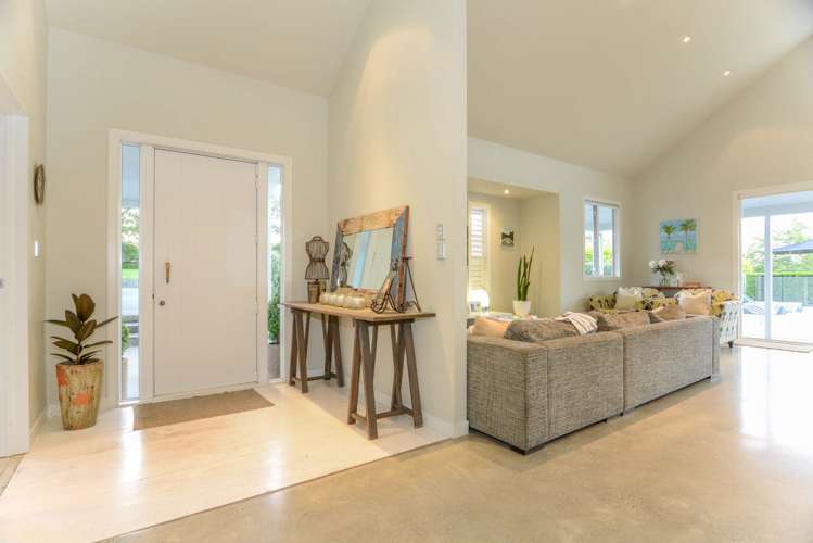 111 Green Road Dairy Flat_13