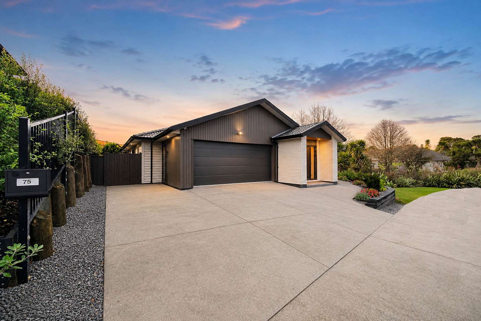 75 Rongoa Maori Way Pukekohe_0