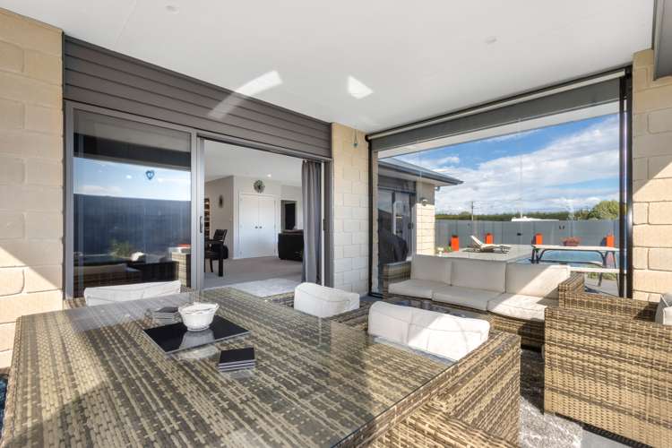 36 The Loop Meeanee_17