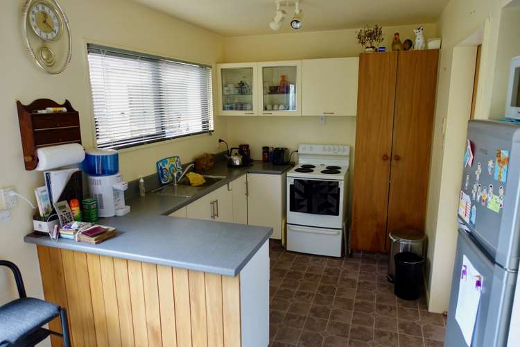 21 Wharf Road Karamea_12