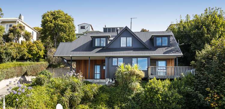 48 Easther Crescent_0
