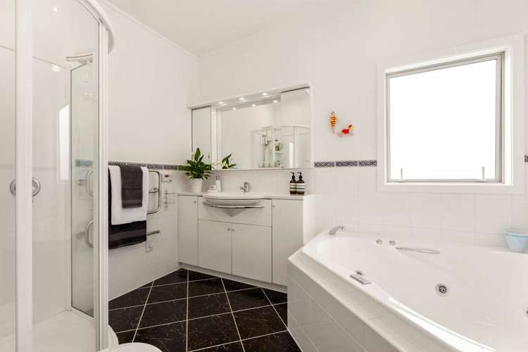 1/30a Walter Street Hauraki_14