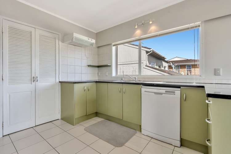 18 Tanoa Place Glendene_3