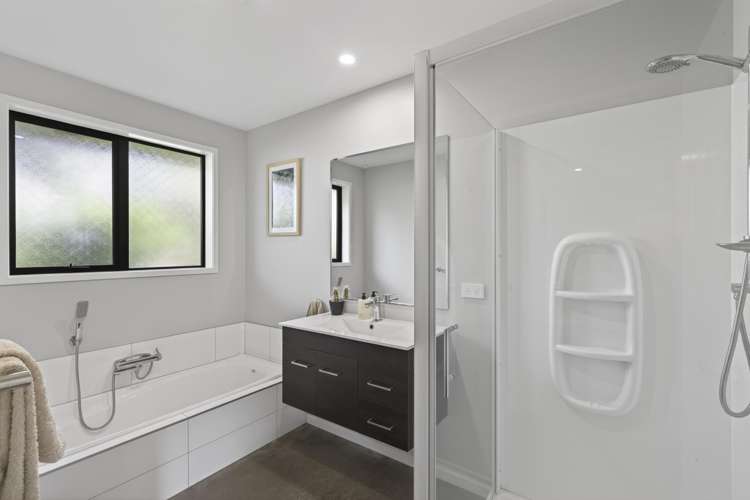 4A James Drive Bell Block_23