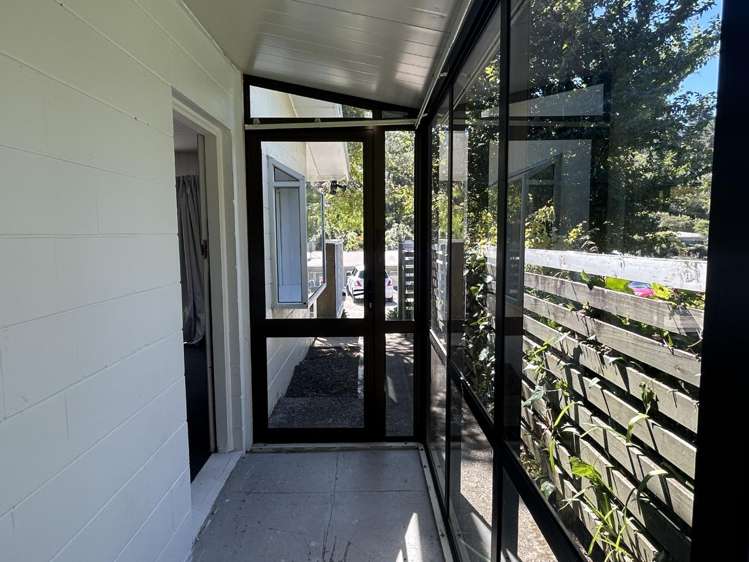 2/3 Angle Street Picton_12