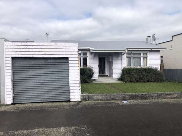 106 Shamrock Street Takaro_1