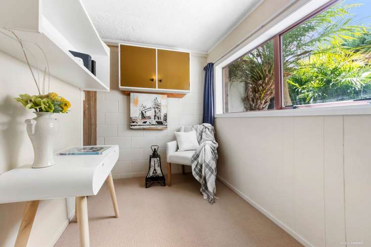 2/6 Matuhi Rise Henderson_14