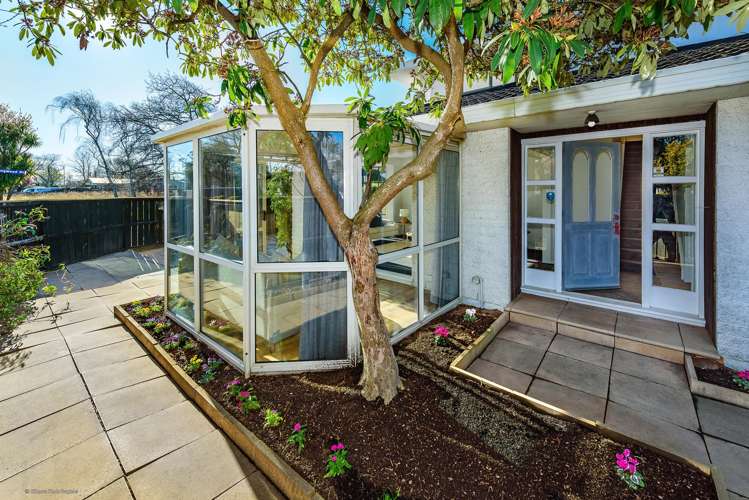1/6 Kent Lodge Avenue Avonhead_16