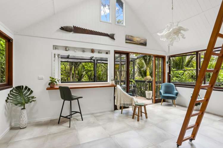 90 Laingholm Drive Laingholm_4