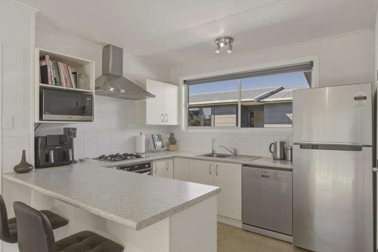 4A Blake Street Waitara_2