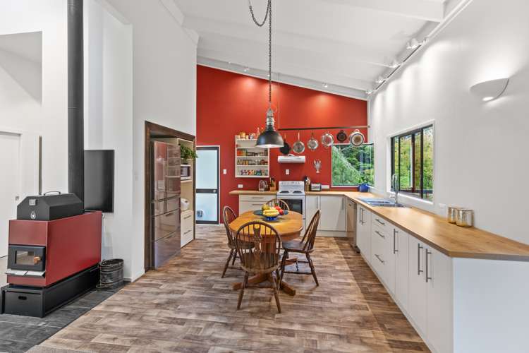 130 Gibbons Road Kaiwaka_6