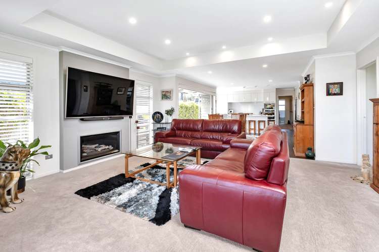 2 Paradise Point Place One Tree Point_14