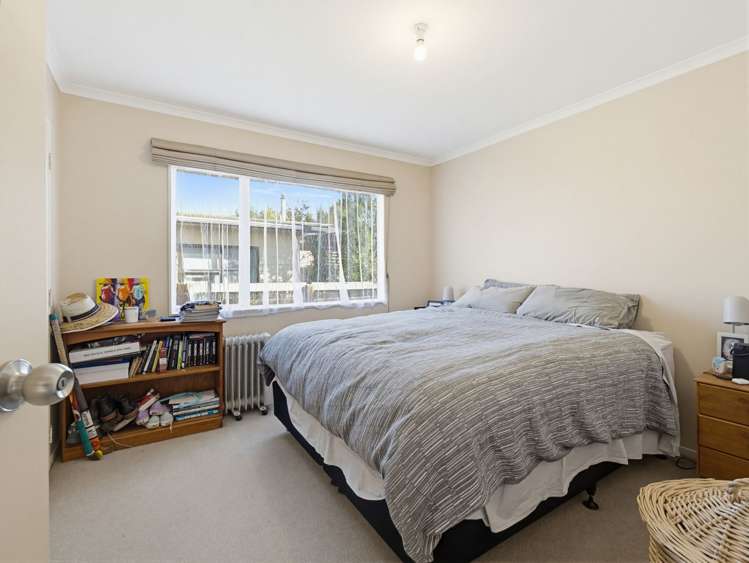 14 Escort Grove Awapuni_11