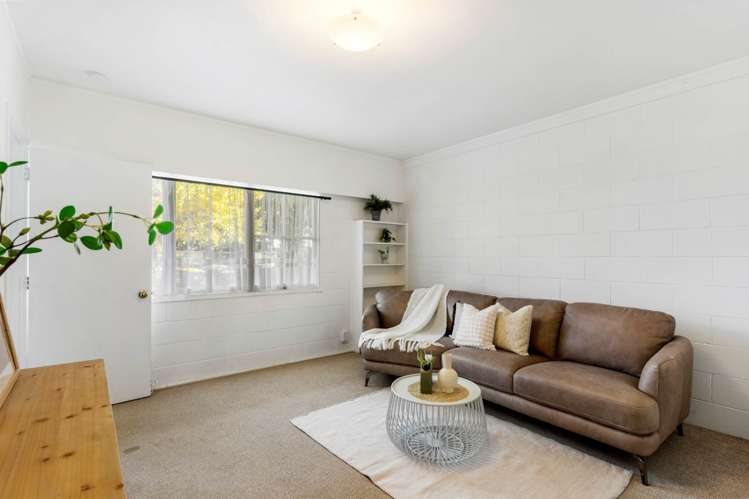 2/14 Andrea Place Sunnyhills_9