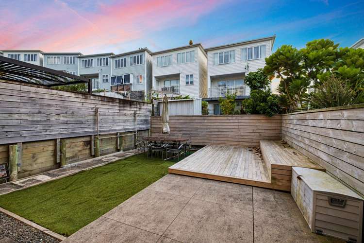 10 Panakenake Way Flat Bush_9