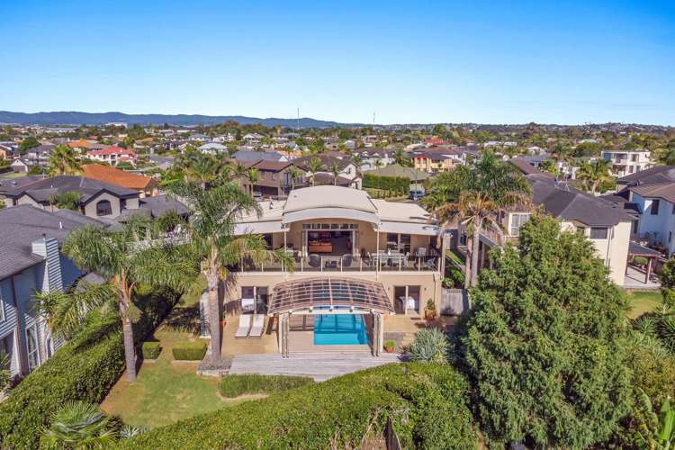 8 Kawai Rise Te Atatu Peninsula_32