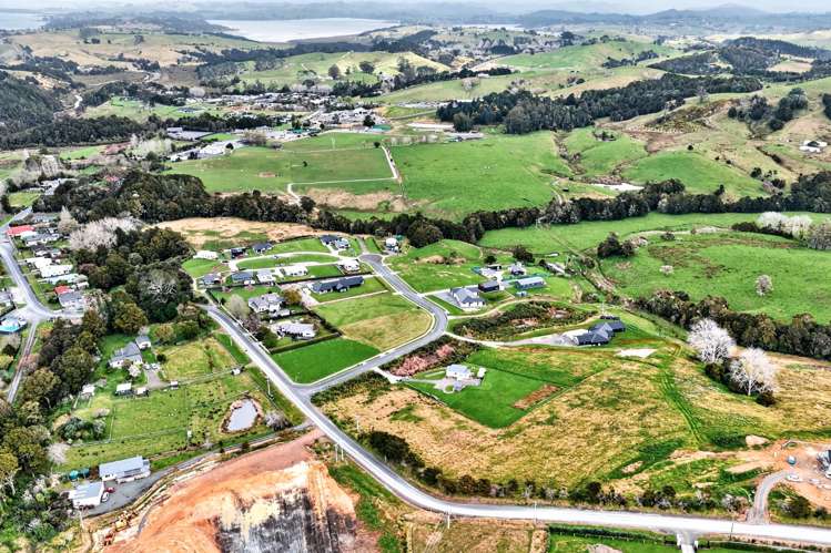 2 Arahanga Road Paparoa_13