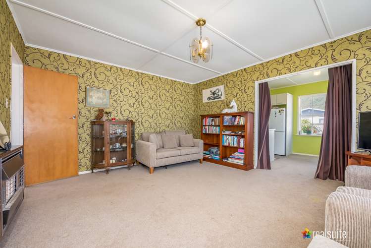 280 Wellington Road Wainuiomata_4