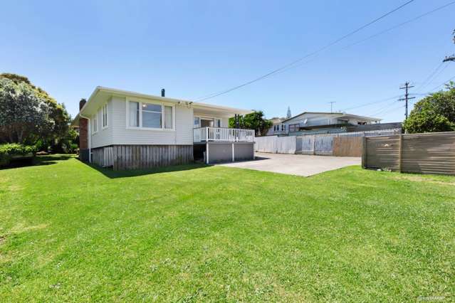 3 Quiet Street Te Atatu South_1