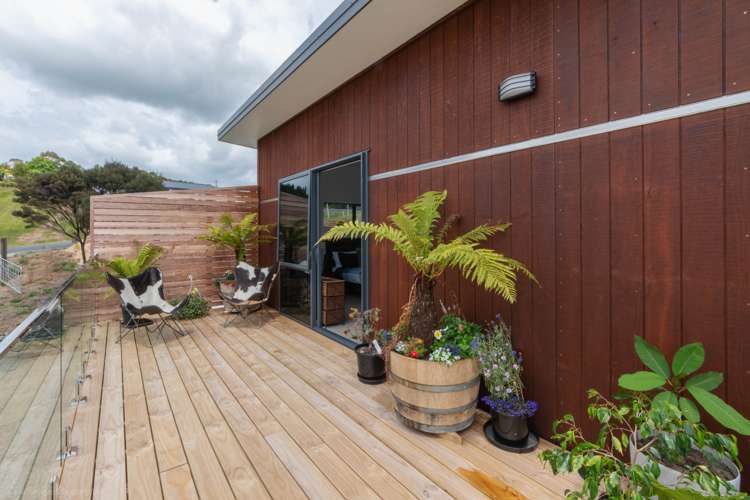 1 Pekama Drive Cable Bay_4