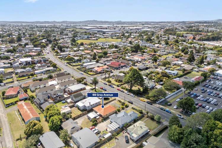 69 Gray Avenue Mangere East_21