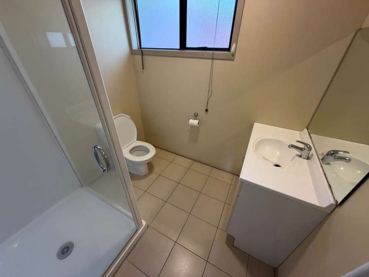 24 Nutsey Avenue Northcote_3