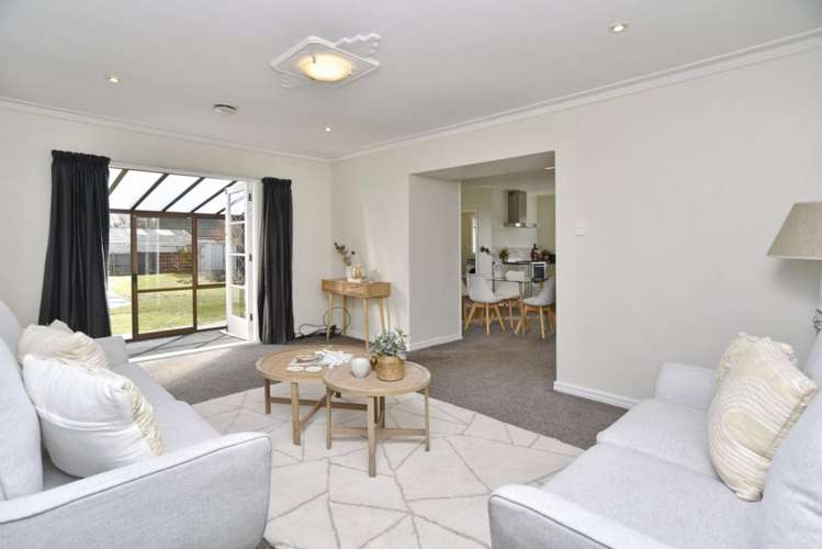 85 Stanbury Avenue Somerfield_5