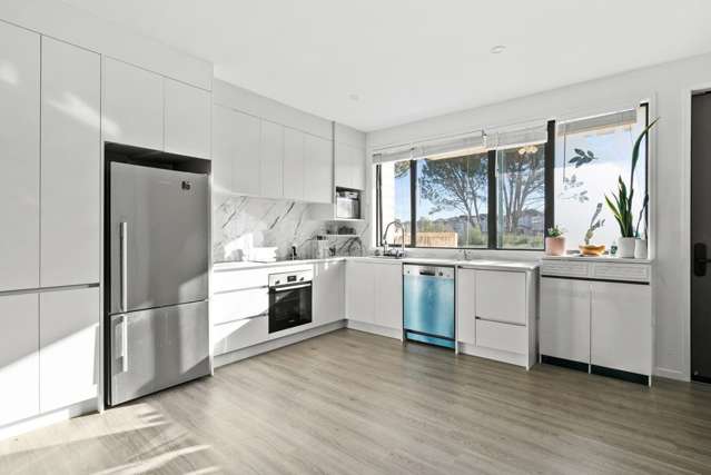 10 Karoro Road Flat Bush_4