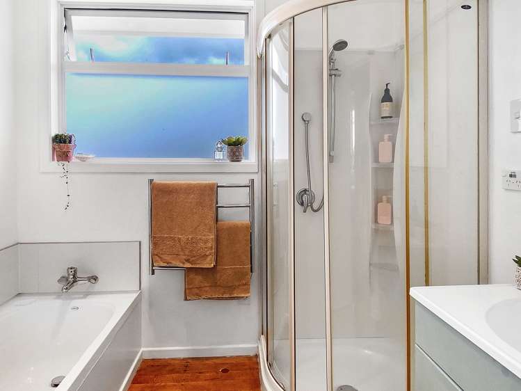 20 Ogle Crescent Kamo_11