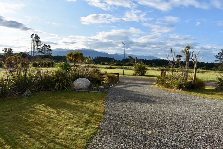 4 Elley Drive Carters Beach_15