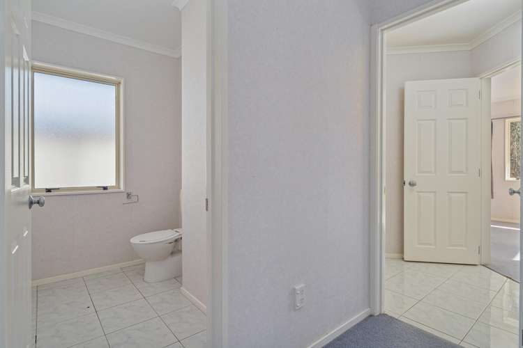 33 Hawk Hill Crescent Cooks Beach_17