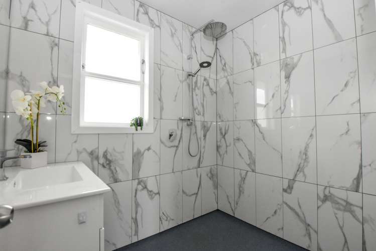 7 Solway Crescent Solway_13