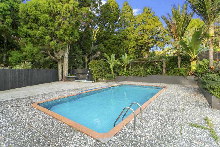 237 Woodlands Park Road Titirangi_12