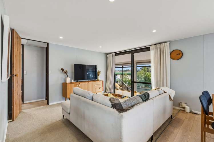8 Ariho Terrace Devonport_24